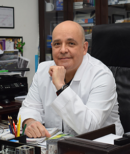 Dr. Carlos Walter Arzabe           